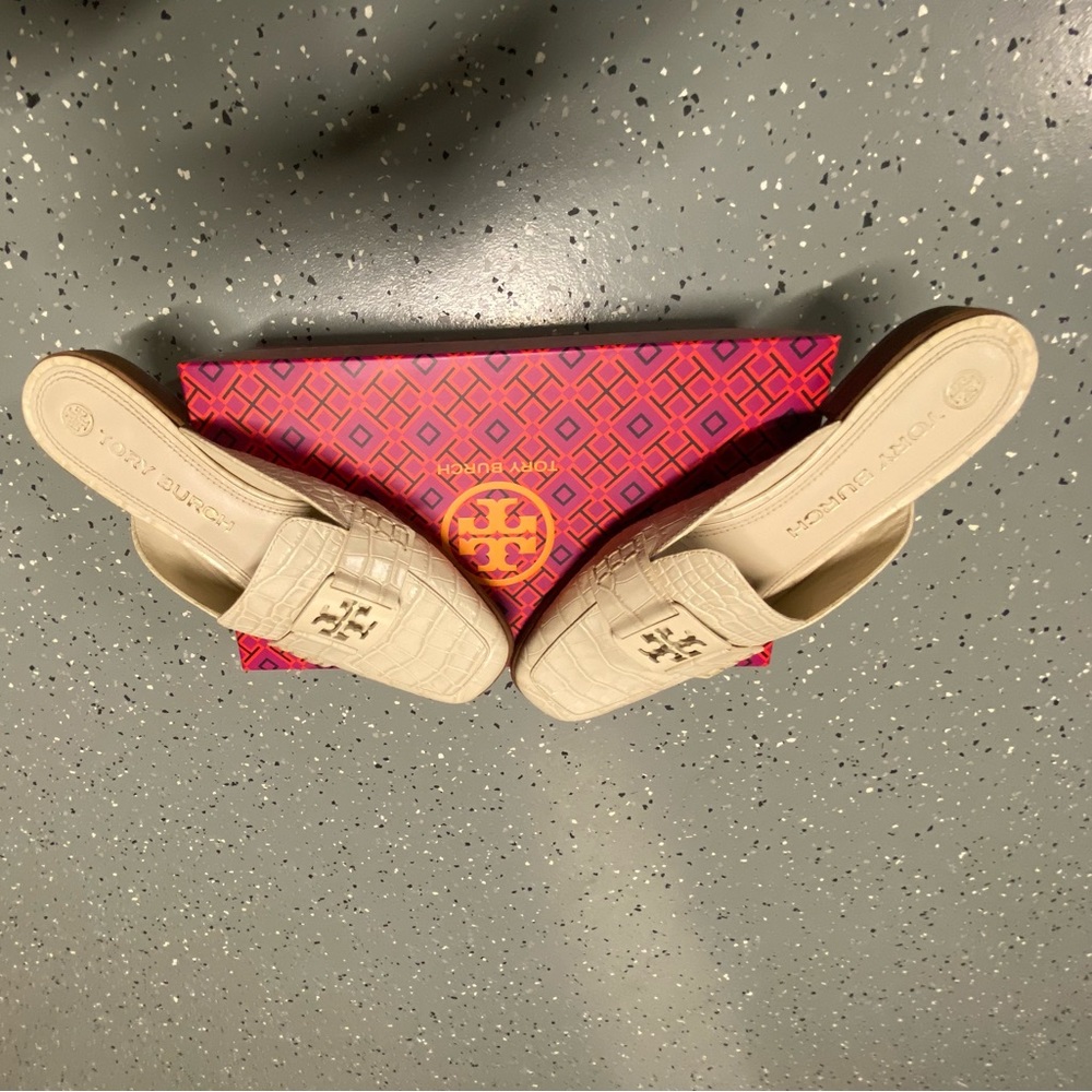 Tory Burch Georgia Loafer Mule- Sift Croc Embossed
